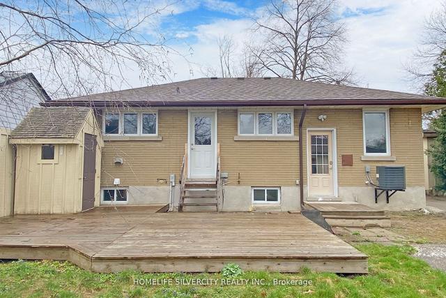 217 Clark Ave, House detached with 2 bedrooms, 2 bathrooms and 8 parking in Kitchener ON | Image 24