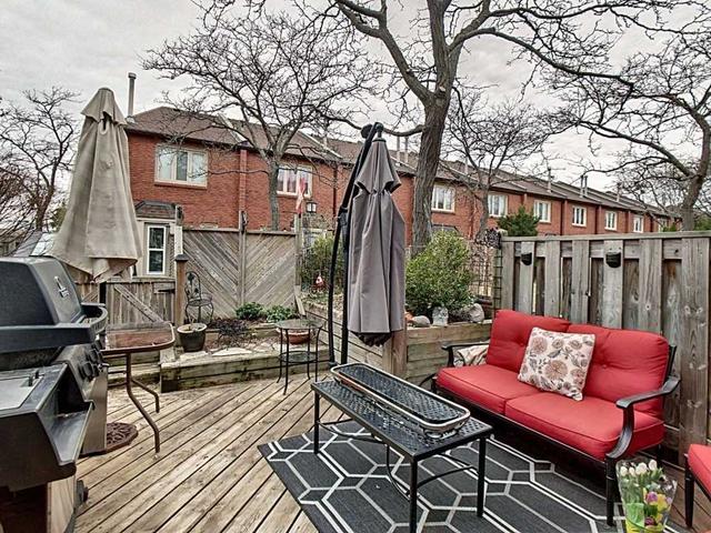 111 - 895 Maple Ave, Townhouse with 2 bedrooms, 2 bathrooms and 2 parking in Burlington ON | Image 19