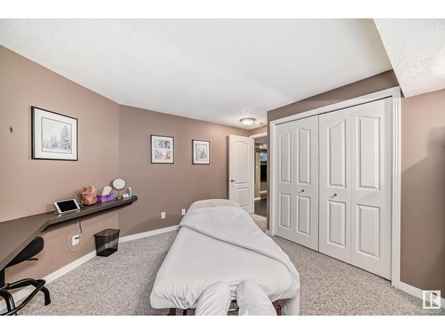 7723 111 St Nw, House semidetached with 4 bedrooms, 3 bathrooms and 4 parking in Edmonton AB | Image 35