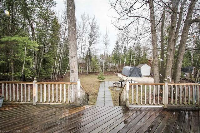 1725 Tiny Beaches Road S, House detached with 4 bedrooms, 2 bathrooms and 9 parking in Tiny ON | Image 37