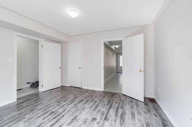 43 Kayak Hts, House attached with 3 bedrooms, 4 bathrooms and 2 parking in Brampton ON | Image 39