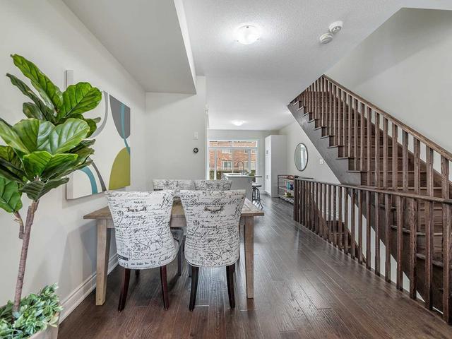 11 Edward Horton Cres, Townhouse with 3 bedrooms, 3 bathrooms and 2 parking in Toronto ON | Image 33