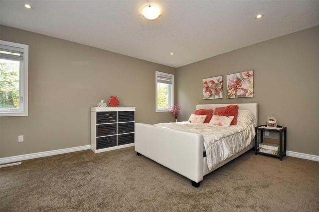 79 Elmbank Tr, House detached with 3 bedrooms, 4 bathrooms and 2 parking in Kitchener ON | Image 13