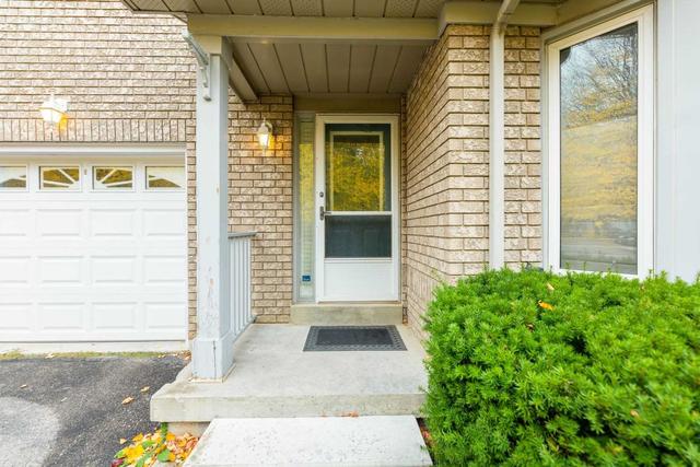 56 Stoneledge Circ, House detached with 3 bedrooms, 2 bathrooms and 3 parking in Brampton ON | Image 22