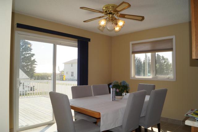 5401 46 Street, House detached with 5 bedrooms, 3 bathrooms and 2 parking in Rimbey AB | Image 6