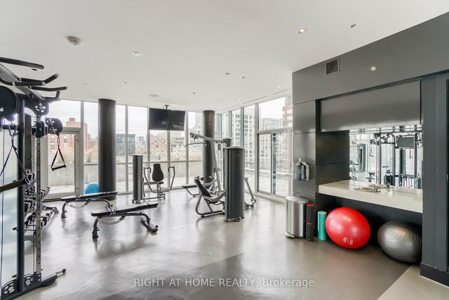 2507 - 32 Davenport Rd, Condo with 2 bedrooms, 2 bathrooms and 2 parking in Toronto ON | Image 21
