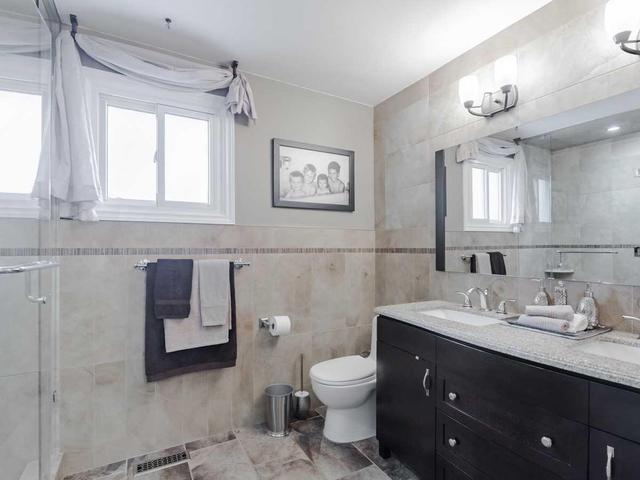 2499 Waterford St, House detached with 4 bedrooms, 4 bathrooms and 5 parking in Oakville ON | Image 23