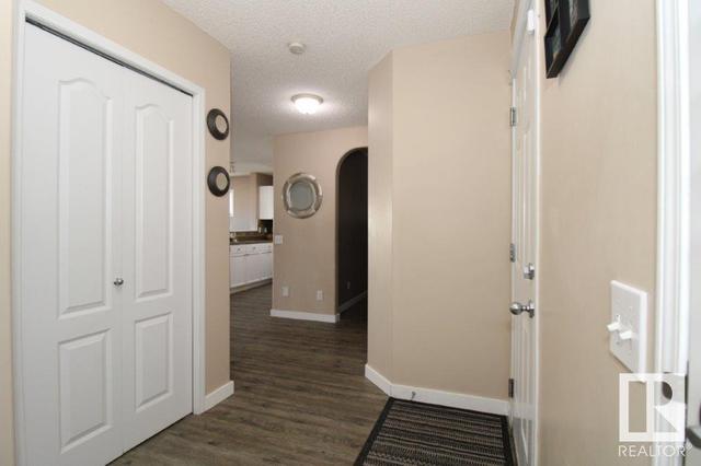 7852 7 Av Sw, House detached with 3 bedrooms, 2 bathrooms and null parking in Edmonton AB | Image 7