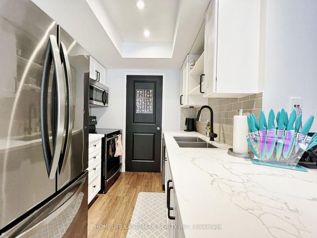unit 4 - 72 Munro St, Townhouse with 2 bedrooms, 2 bathrooms and 1 parking in Toronto ON | Image 11