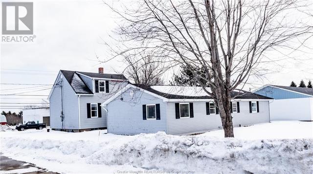 86 Main, House detached with 5 bedrooms, 2 bathrooms and null parking in Rexton NB | Image 7