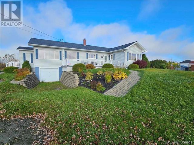 372 Drummond Station Road, House detached with 5 bedrooms, 1 bathrooms and null parking in Drummond P NB | Image 1