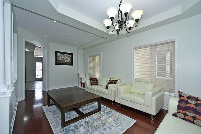 364 Golden Orchard Rd, House detached with 4 bedrooms, 3 bathrooms and 4 parking in Vaughan ON | Image 5