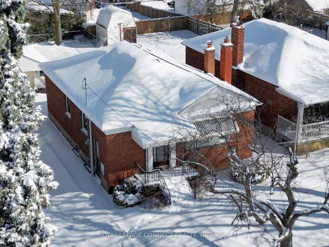 8 Boem Ave, House detached with 3 bedrooms, 1 bathrooms and 3 parking in Toronto ON | Image 20