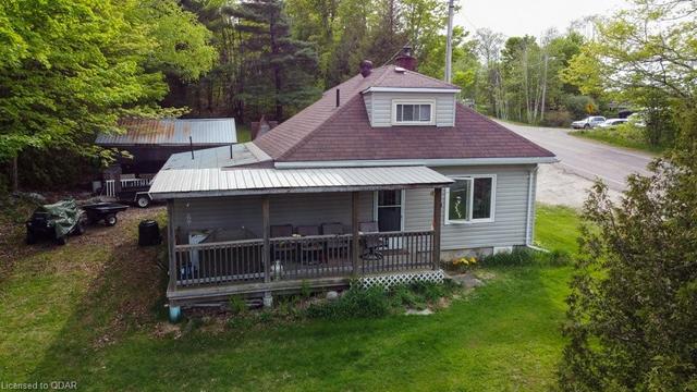 2458 Highway 506, House detached with 3 bedrooms, 2 bathrooms and 4 parking in North Frontenac ON | Image 1