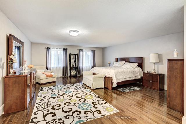 20 Timothy Crt, House detached with 4 bedrooms, 5 bathrooms and 6 parking in Toronto ON | Image 15