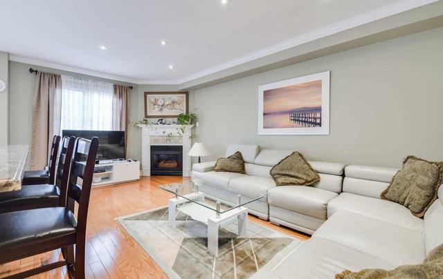 14 Karl Crt, House attached with 4 bedrooms, 5 bathrooms and 5 parking in Vaughan ON | Image 24