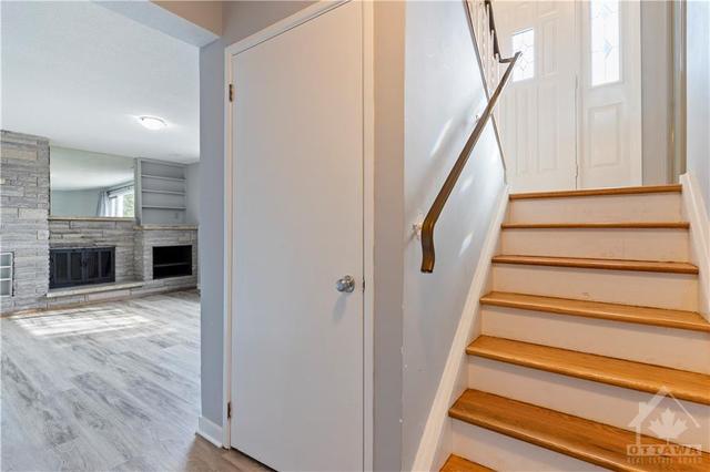 1137 Hartwell Road, House detached with 4 bedrooms, 2 bathrooms and 3 parking in Ottawa ON | Image 21