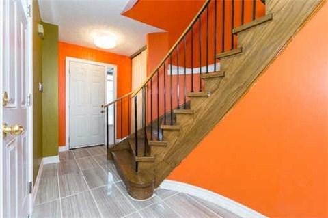 128 Plumrose Ptwy, House detached with 4 bedrooms, 4 bathrooms and 2 parking in Toronto ON | Image 2