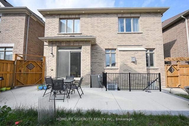 5 Seymour Rd, House detached with 4 bedrooms, 5 bathrooms and 7 parking in Brampton ON | Image 32