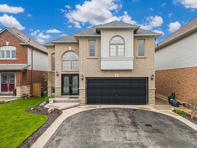 8 Riverside Crt, House detached with 3 bedrooms, 3 bathrooms and 6 parking in Hamilton ON | Image 1