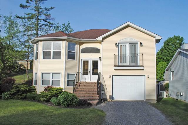12 Elizabeth St, House detached with 3 bedrooms, 2 bathrooms and 3 parking in Brockville ON | Image 1