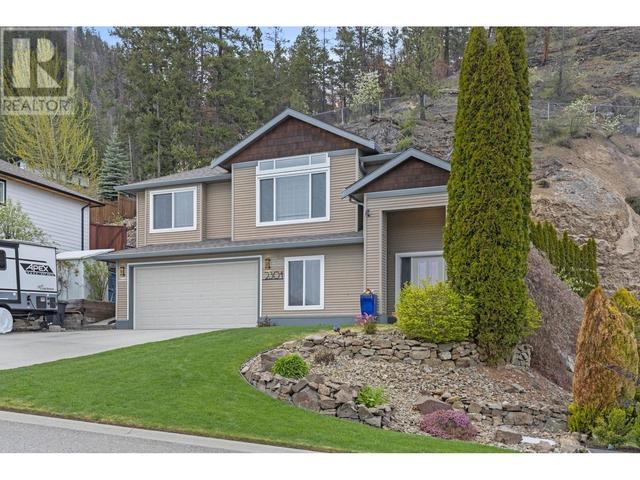 2304 Shannon Heights Place, House detached with 4 bedrooms, 2 bathrooms and 6 parking in West Kelowna BC | Image 1