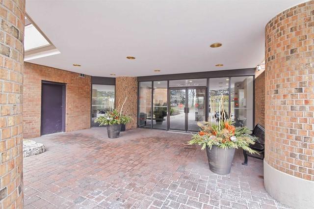 1105 - 7601 Bathurst St, Townhouse with 2 bedrooms, 2 bathrooms and 2 parking in Vaughan ON | Image 12