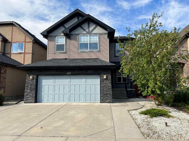 121 Aspenshire Crescent Sw, House detached with 5 bedrooms, 3 bathrooms and 4 parking in Calgary AB | Image 1