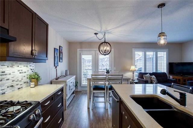 3401 Castle Rock Pl, Townhouse with 3 bedrooms, 3 bathrooms and 4 parking in London ON | Image 7