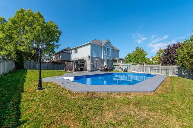 3 Kerwood Dr, House detached with 3 bedrooms, 3 bathrooms and 4 parking in Cambridge ON | Image 32