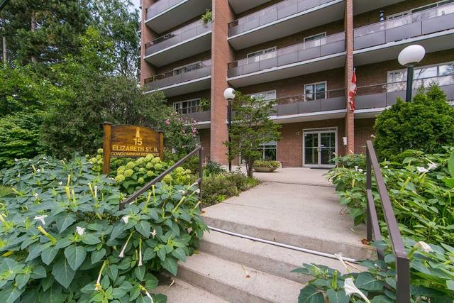 1001 - 15 Elizabeth St N, Condo with 2 bedrooms, 2 bathrooms and 1 parking in Mississauga ON | Image 12
