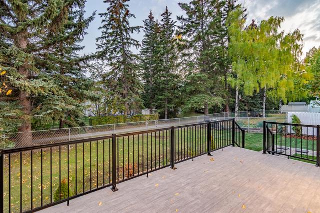 22 Varcove Place Nw, House detached with 4 bedrooms, 3 bathrooms and 6 parking in Calgary AB | Image 44