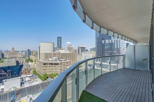 1809 - 197 Yonge St, Condo with 3 bedrooms, 2 bathrooms and 1 parking in Toronto ON | Image 26