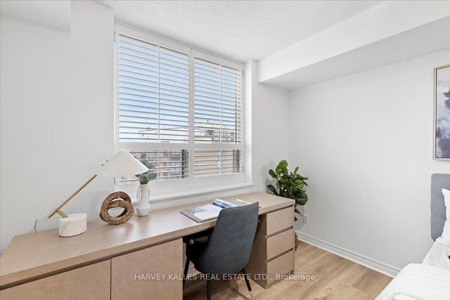 1609 - 265 Ridley Blvd, Condo with 2 bedrooms, 2 bathrooms and 1 parking in Toronto ON | Image 16