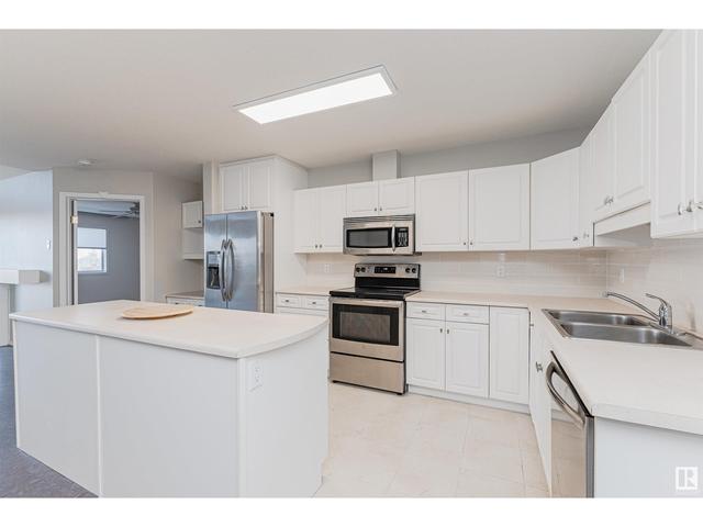 305 - 6623 172 St Nw, Condo with 2 bedrooms, 2 bathrooms and null parking in Edmonton AB | Image 11