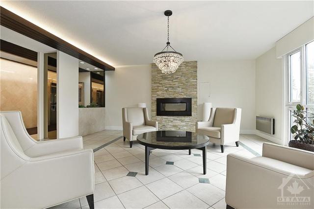 2706 - 1025 Richmond Road, Condo with 2 bedrooms, 2 bathrooms and 2 parking in Ottawa ON | Image 5