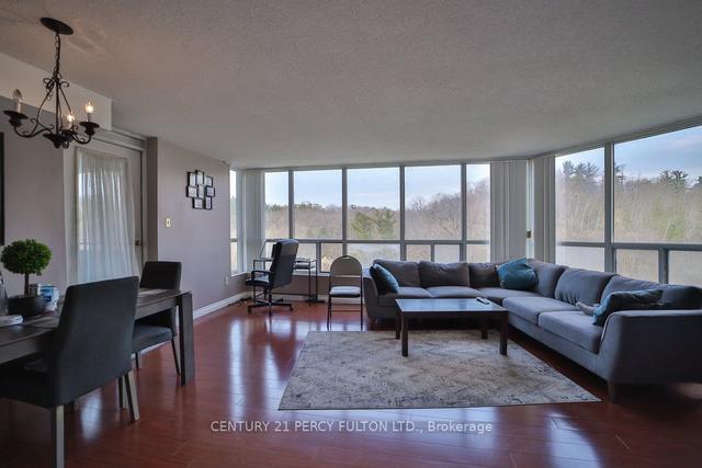 814 - 3050 Ellesmere Rd, Condo with 2 bedrooms, 2 bathrooms and 1 parking in Toronto ON | Image 4