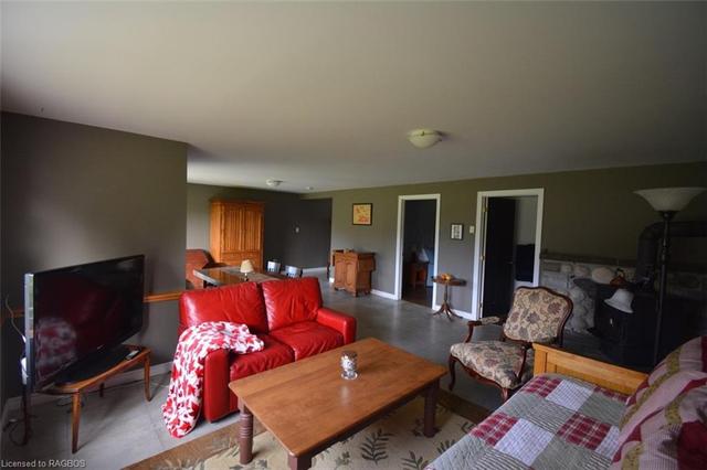 688 Lindsay Road 30, House detached with 3 bedrooms, 3 bathrooms and 5 parking in Northern Bruce Peninsula ON | Image 49