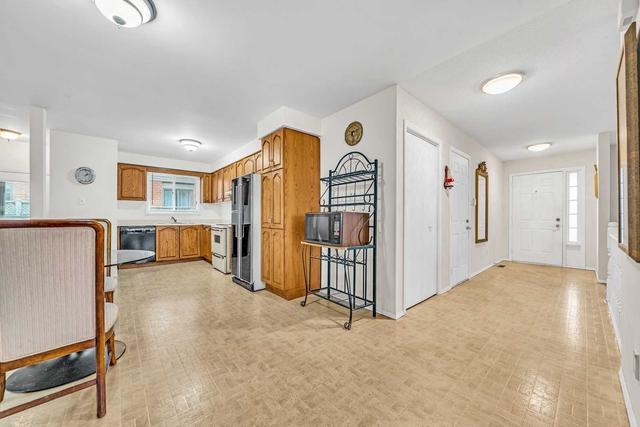 50 Allanbrook St, House detached with 3 bedrooms, 1 bathrooms and 4 parking in Hamilton ON | Image 5