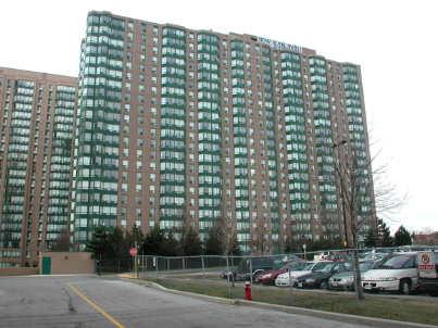 1406 - 135 Hillcrest Ave, Condo with 1 bedrooms, 1 bathrooms and 1 parking in Mississauga ON | Image 1