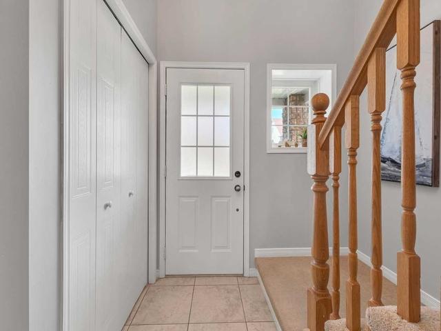 80 Lynch Circ, House detached with 3 bedrooms, 4 bathrooms and 2 parking in Guelph ON | Image 23