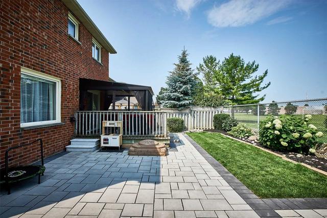 42 Reed Dr, House detached with 4 bedrooms, 4 bathrooms and 7 parking in Ajax ON | Image 17