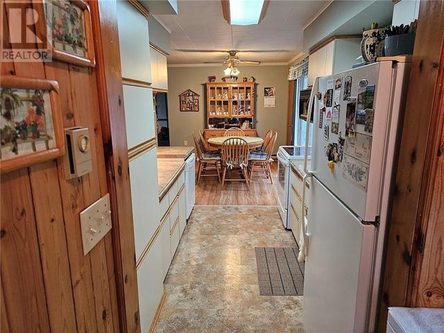 17 Ketchankookem Trail, House detached with 2 bedrooms, 1 bathrooms and null parking in Central Manitoulin ON | Image 6