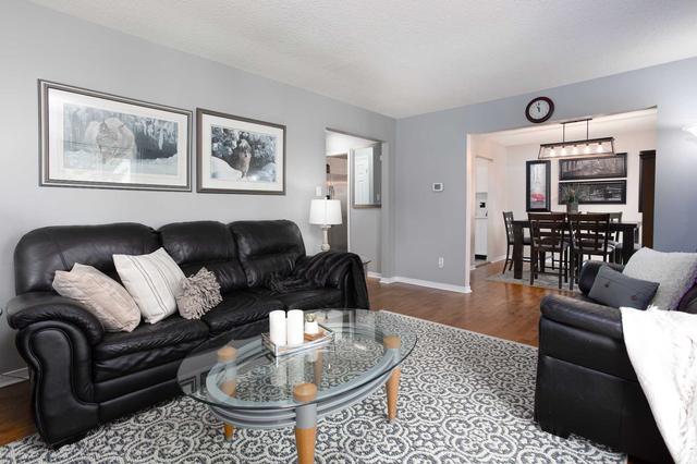 16 Visser Crt, House detached with 3 bedrooms, 2 bathrooms and 4 parking in Whitby ON | Image 36