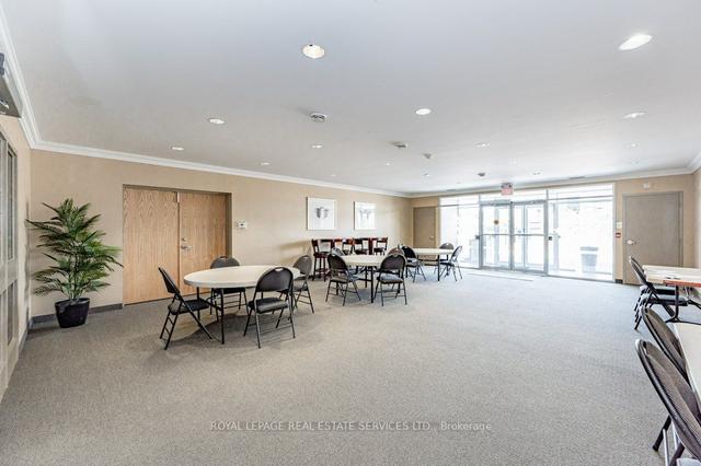 104 - 1980 Imperial Way, Condo with 2 bedrooms, 2 bathrooms and 1 parking in Burlington ON | Image 9