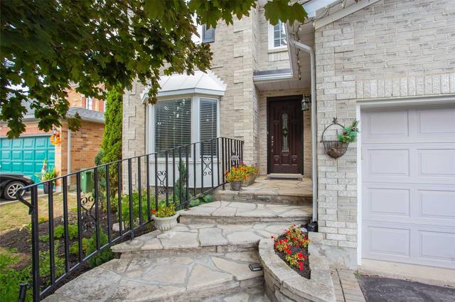 74 Strathroy Cres, House detached with 4 bedrooms, 4 bathrooms and 4 parking in Hamilton ON | Image 23