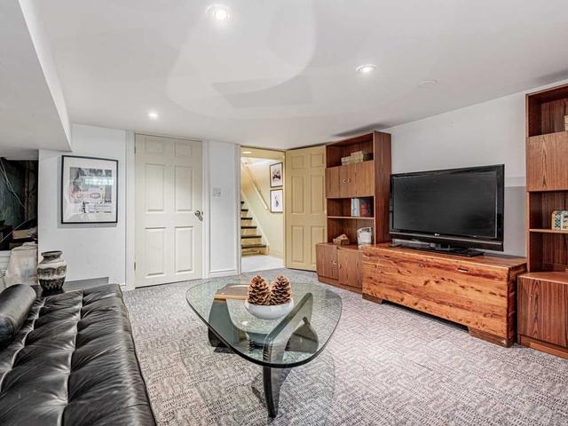 366 Wellesley St E, House attached with 2 bedrooms, 2 bathrooms and 0 parking in Toronto ON | Image 27