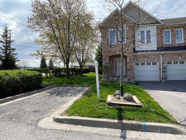 marsh - 1090 Brook Gdns, Townhouse with 3 bedrooms, 3 bathrooms and 3 parking in Newmarket ON | Image 32