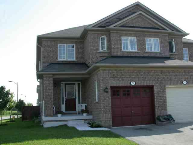 79 Deepsprings Cres, House semidetached with 4 bedrooms, 3 bathrooms and 2 parking in Vaughan ON | Image 1