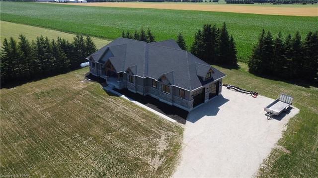 7751 Sideroad 7 East, House detached with 3 bedrooms, 3 bathrooms and 12 parking in Wellington North ON | Image 41